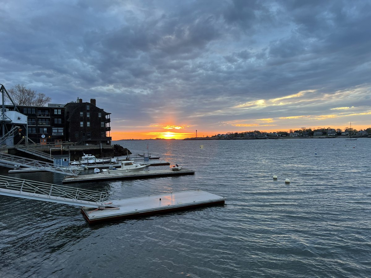 the7AMProject's tweet image. The #7AM Project. The day is off to a great start. #sunrise #sunrisephotography