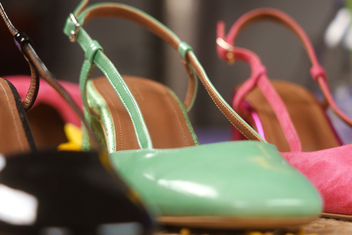 🔥 Fernando

Dessus : Vert d’eau
Talon : Vert paillettes
18 disponibles puis variante cuir talon

💚 Retrouvez le lien de notre campagne Ulule : fr.ulule.com/humayaparis-ca…