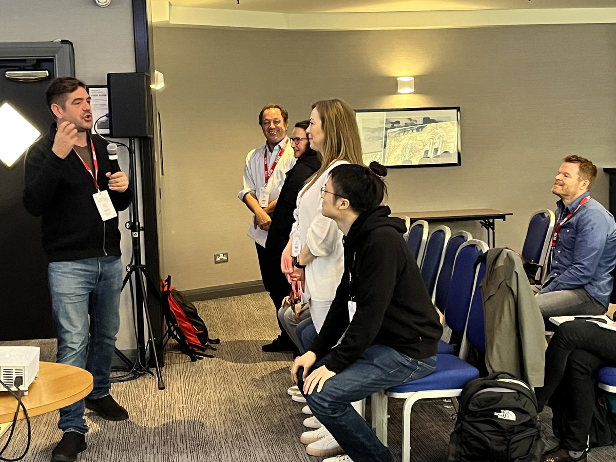 elteducator's tweet photo. Figuring out where the stressed syllables are in certain words…. By standing, sitting and turning around. Check out more in #ETpediaPronunciation @PavilionELT or visit stand 9 #iatefl2023 to get a discounted copy of Gerhard Erasmus and John Hughes book. https://t.co/UsYT6bhrH4