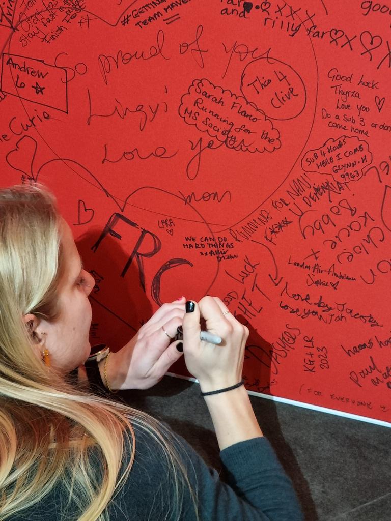 swissbeatz's tweet image. Almost go time! Good luck @RealDeal - you got this! @LondonMarathon #LondonMarathon