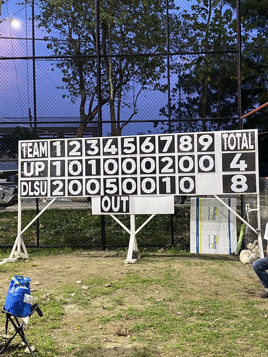 maliaaa29hehe's tweet photo. congrats, dlsu green batters!!! 🏹💚 #UAAPBaseball https://t.co/UVrrE15kES