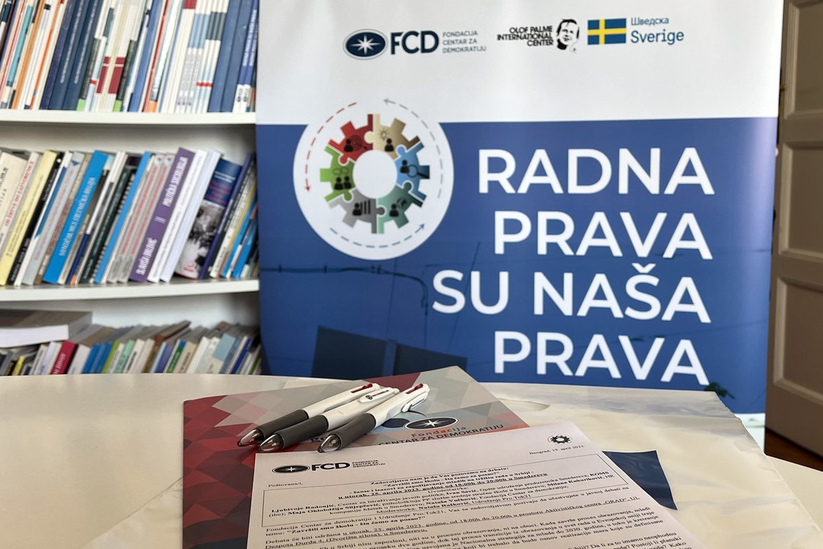 CentarOnline's tweet photo. 📋 U pripremi za razgovor sa mladima o mladima u Smederevu na temu šta posle škole...

#mladi #dostojanstvenRad #obrazovanje #radnaPrava #odrziviRazvoj #tržisteRada #Smederevo

⚙️ „Socio-ekonomska prava i održivi razvoj“ @CentarOnline uz podršku @PalmeCenter https://t.co/s0zsN44KGQ