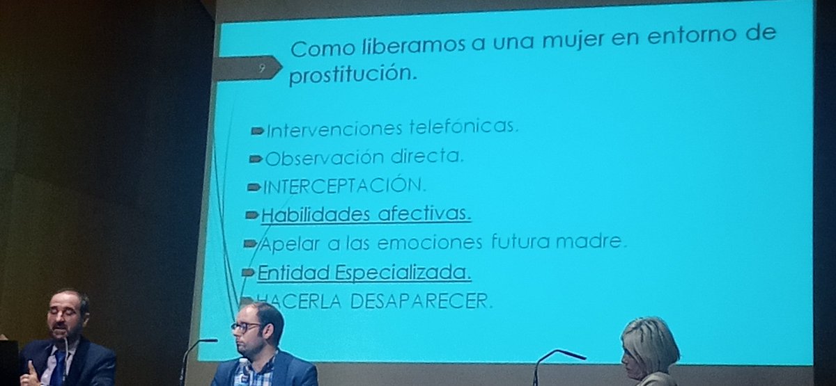 BelenSanchezGar's tweet photo. Como liberar a una mujer en entorno de #prostitucion #ContraLaTrata Antonio Manuel Asensio nos lo explica también en su libro "Mujeres Encadenadas". https://t.co/EyV1FInbQ4
