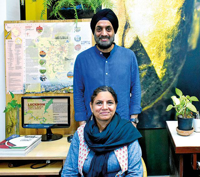 CivilSocietyIND's tweet photo. Worried your city is going to pieces? Then you must meet the Duas, landscape architects. They have green maps to track urban changes. Read about them in Civil Society's April issue.
#landscapearchitect #greenmap #cityscape
https://t.co/V4hwmyYgF6 https://t.co/dhjDOdUVO1