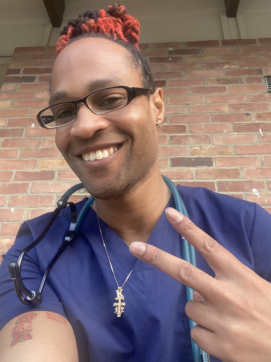 NightinMale87's tweet image. Just clocked out 😁

#MenInScrubs #reverendnurse #travelassignment