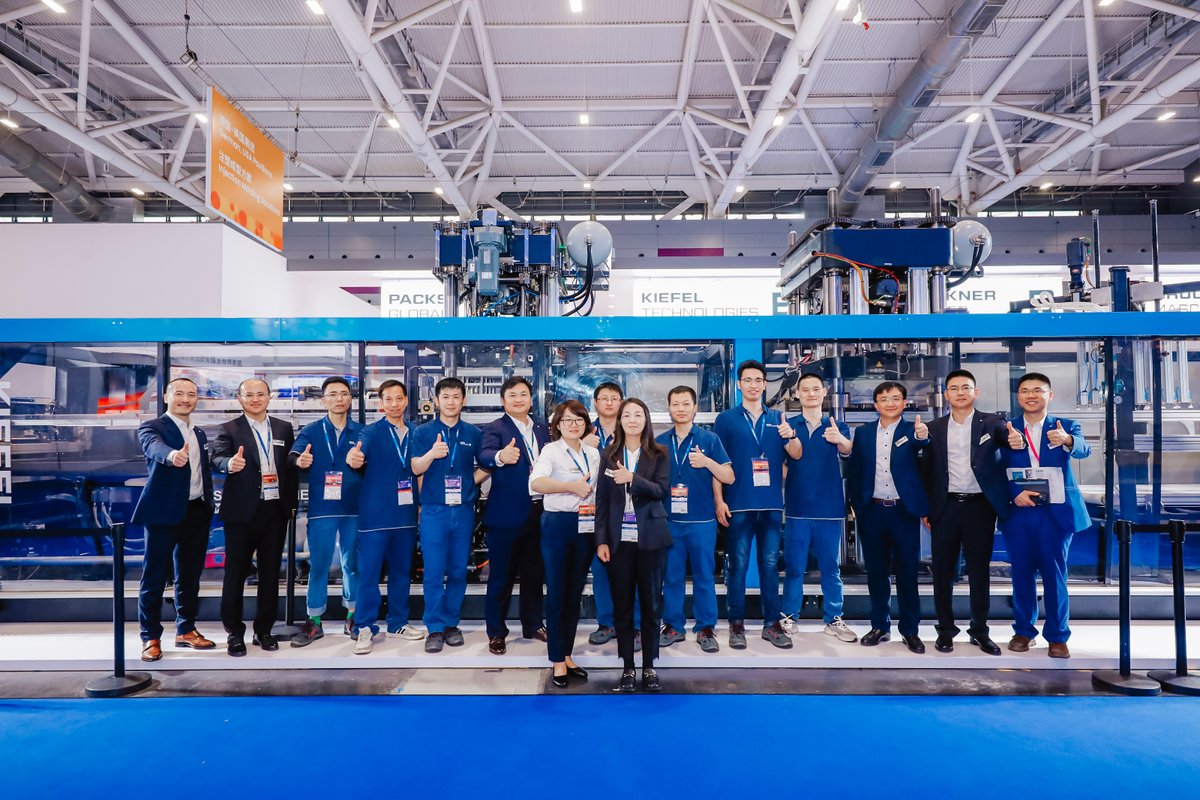 KiefelGmbh's tweet photo. Thank you for a successful @CHINAPLAS !
The new #SPEEDFORMER #KMD 90 Smart model attracted a lot of attention and interest, resulting in several successful business deals! π₯³βπβπ₯°βπβπͺ
More info: https://t.co/qjCKhL7ee3
#CHINAPLAS #China #DrivingYourPerformance #AreYouReady https://t.co/gEkuaHt1F3