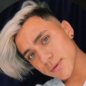 AF_94q's tweet image. Morritas diciendo que este tipo es hermoso//yo tratando de encontrarle lo hermoso #rodcontreras #ElRodContierras 🤢