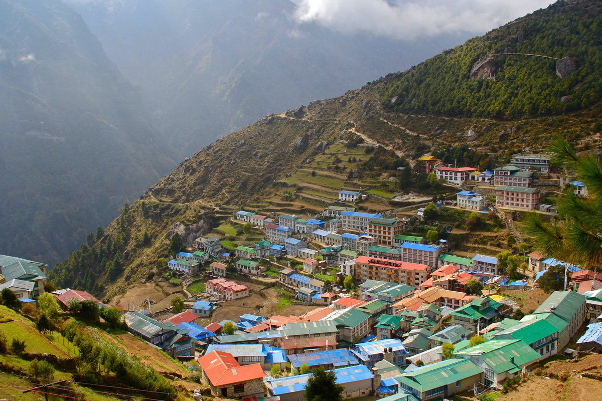 nevitrek's tweet photo. Namche Bazaar - a vibrant village nestled in the heart of the Himalayas. The perfect place to acclimatize and soak in the Nepalese culture! 🏔️🙏 #Namche #Nepal #Himalayas #Travel #nepaltrekking2023 https://t.co/d3j0EgQeuJ