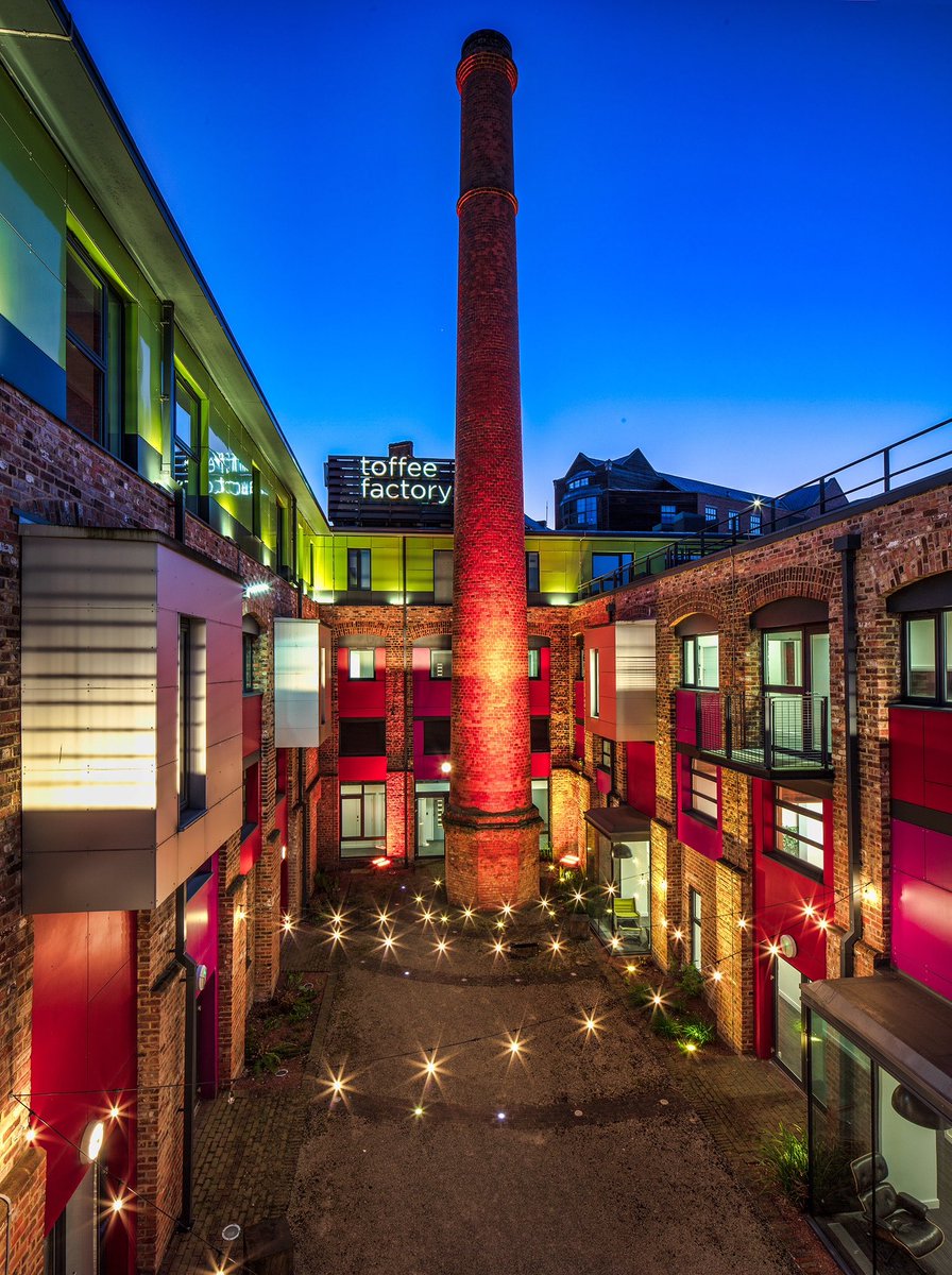 GraemePeacock1's tweet photo. Last night’s after hours shoot came with a distinctly confectionery flavour to it :) @altweet_pet @NGinitiative @NewcastleCC @ToffeeFactoryUK https://t.co/SDcvEcfEEz