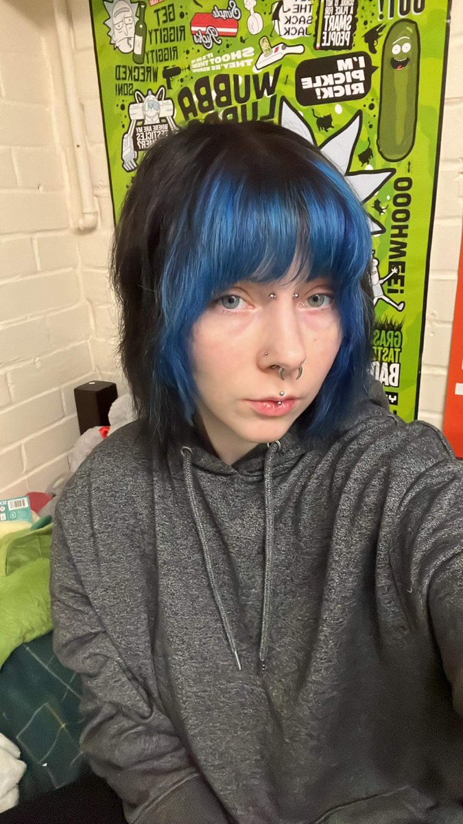 FutureHorizons_'s tweet photo. Chelsea Stephens is doing a creative project based on real life events told through twitter as a way to help people going through similar struggles. In the future they would like to be a Teacher’s Assistant and have a book published. https://t.co/RAQCJqW4km