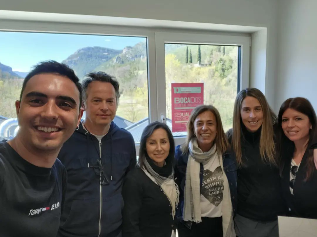 CREENA_Navarra's tweet photo. Portugalgo irakasleak jaso dituzten eskola eta institutuei eta Lituaniako irakasle eta ikasleak jaso dituzten Doña Mayor ikastetxeari, eskerrak eman nahi dizkiegu. Hezkuntza internazionalizatzeko bidean jarraitzen dugu.
#sepiegob #ErasmusPlus #CREENA https://t.co/whwaLvF1Fd