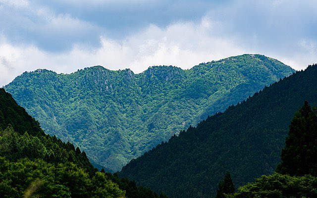 Discover the spiritual and natural wonders of Japan’s sacred Mount Omine, a challenging yet rewarding hike through breathtaking wilderness and sacred Shugendo temples #MountOmine #Shugendo #Nature #SpiritualRetreat #HikingAdventure