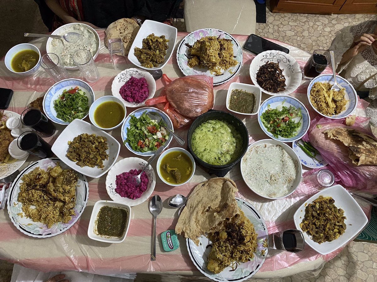 Afrahnasser's tweet photo. Eid Al Fitr feast last year at my cousin’s house in Sana’a. Saltah dish is my ultimate prey. By the evening, most of my cousins &amp; their children gathered in the room - it was like a big football team gathering 😊 #BeautifulMemory #Yemen #EidMubarak2023 https://t.co/q78u8jsNRL