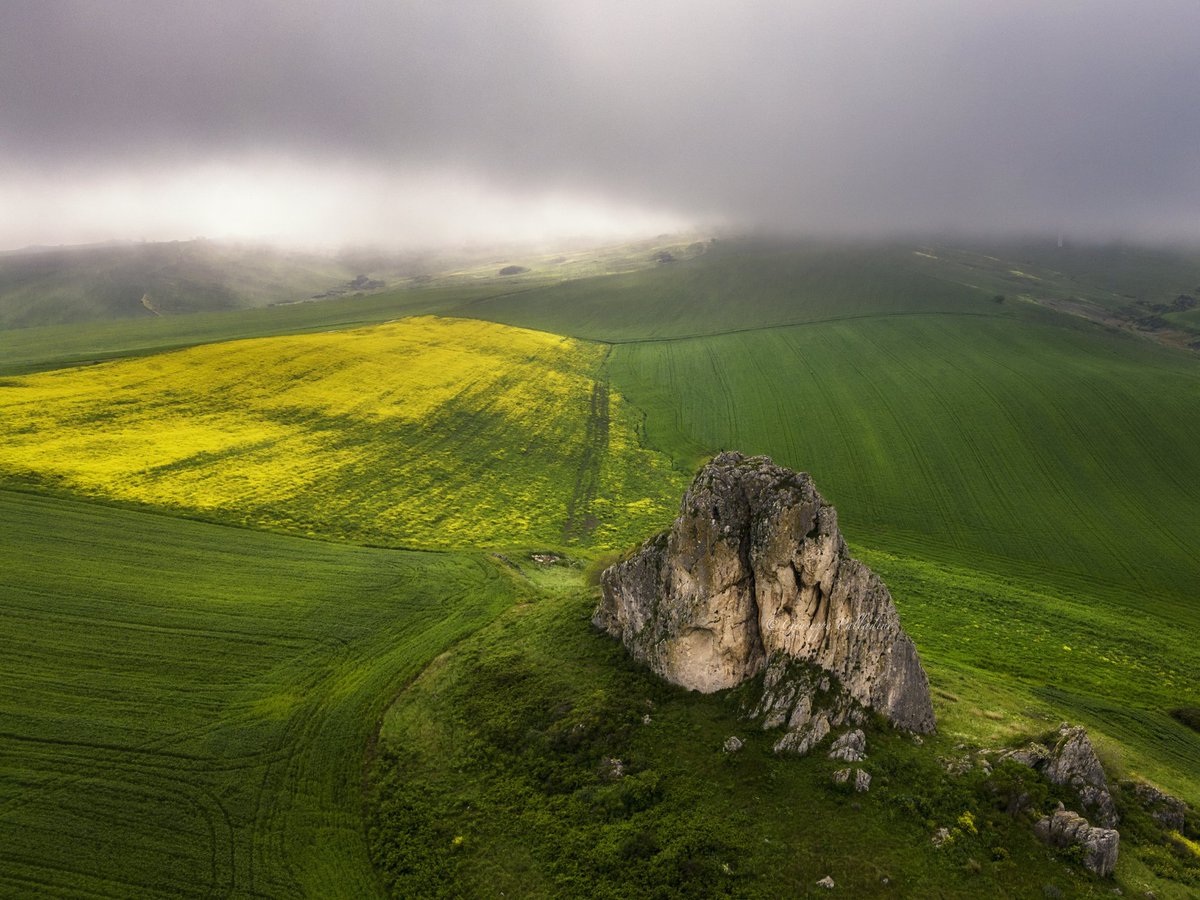 Il fascino della nebbia 

#gius01pal #giuseppepalladino #puglia #regionepuglia #rocchettasantantonio #volgopuglia #volgofoggia #volgoitalia #piupuglia #puglia_state_of_mind #weareinpuglia #vivopuglia #vivoitalia #vivofoggia #spring #21aprile #djımini3pro #djimini