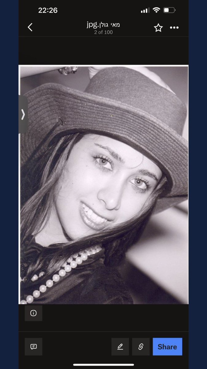 Bar_ShemUr's tweet image. השרה מאי גולן כתבה כעת כי לא שירתה בצה״ל משום שבאותה תקופה ״עברתי תהליך של חזרה בתשובה ולכן נעדרתי משירות״. אז בזמן שלא שירתה ב-2005 היא הייתה מיוצגת בסוכנות השחקנים ״ליאן ואילן״ שהציעו אותה פעמיים לאודישנים כמנחה בערוץ הילדים בגיל 18 ו-19. כך נראו התמונות שהוגשו להפקה: