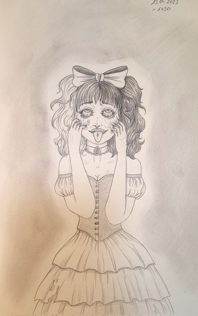 CecileFalcy's tweet photo. Quand ta santé mentale est au top et que tu as pas trop écouté #MelanieMartinez https://t.co/95GKNxUKjn