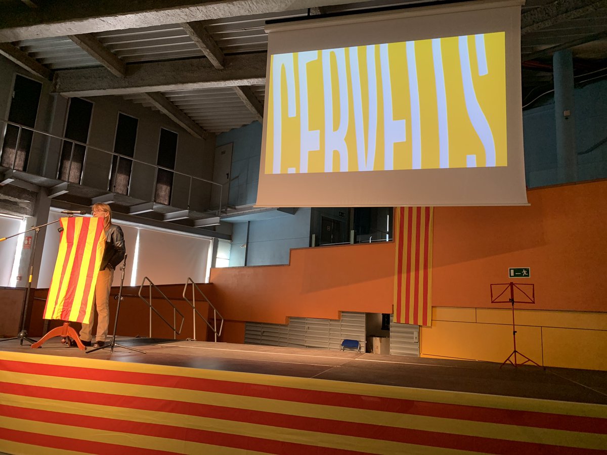 escolapiamataro's tweet photo. 📝📚🎨 Comencem el Certamen de les Arts 2023 de Batxillerat. 

#CertamenArts2023 https://t.co/NFRgeKlA3H