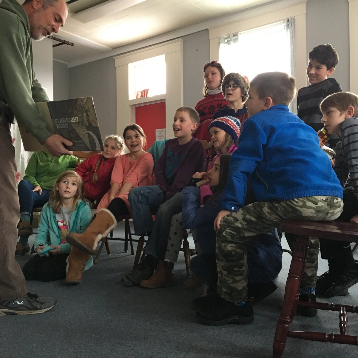 Celebrating #NationalPoetryMonth this week with <a href="/cvarsalona/">Carol Varsalona</a>'s "Springsations" #poetry preview!   wp.me/p2DEY3-3ry
#kidlit #poetryFriday #literacy