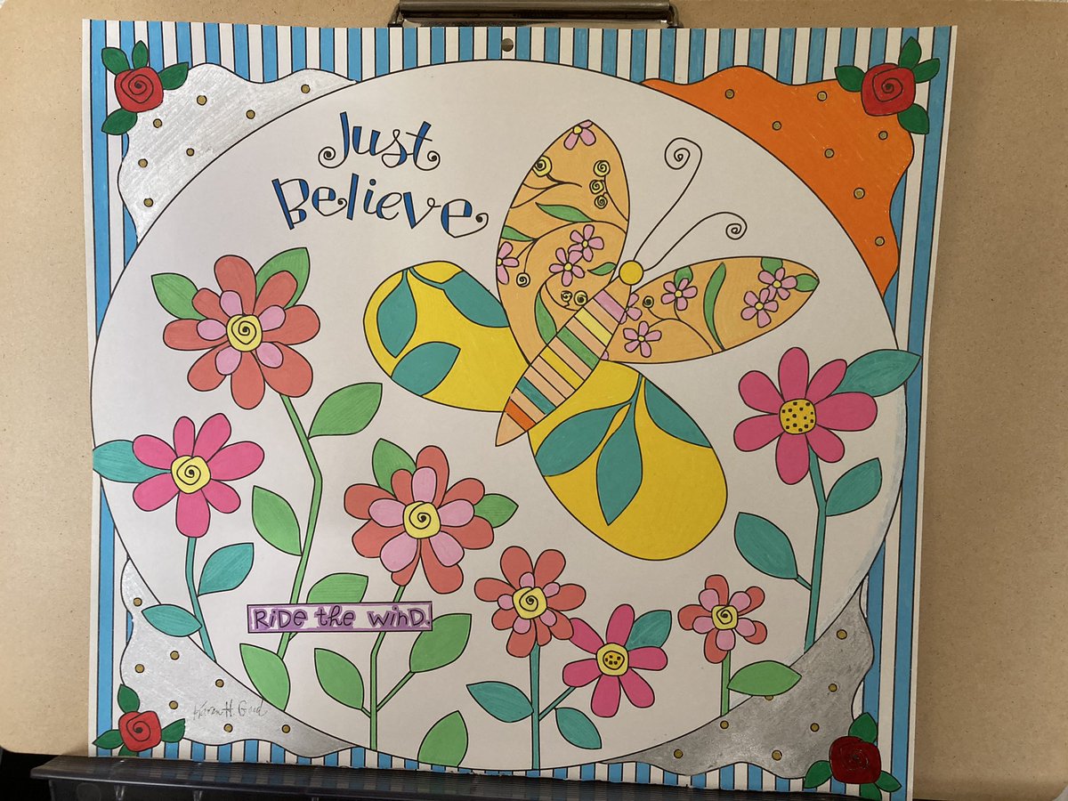 2013nijiirokobo's tweet photo. #POSCA で塗っていた #LANG #ColoringCalendar 完成しましたー🌸
#春 のイメージ😉太陽☀️に向かって #ちょうちょ が飛んで行く〜
あとの #バラ🌹 3か所は 銀に金ドットです❣️
白 #ポスカ で上塗りした所もあるけれど お気に入りの色合いになって うれしい😊
#コロリアージュ #大人の塗り絵 #ラング https://t.co/HR6LzFfl7F