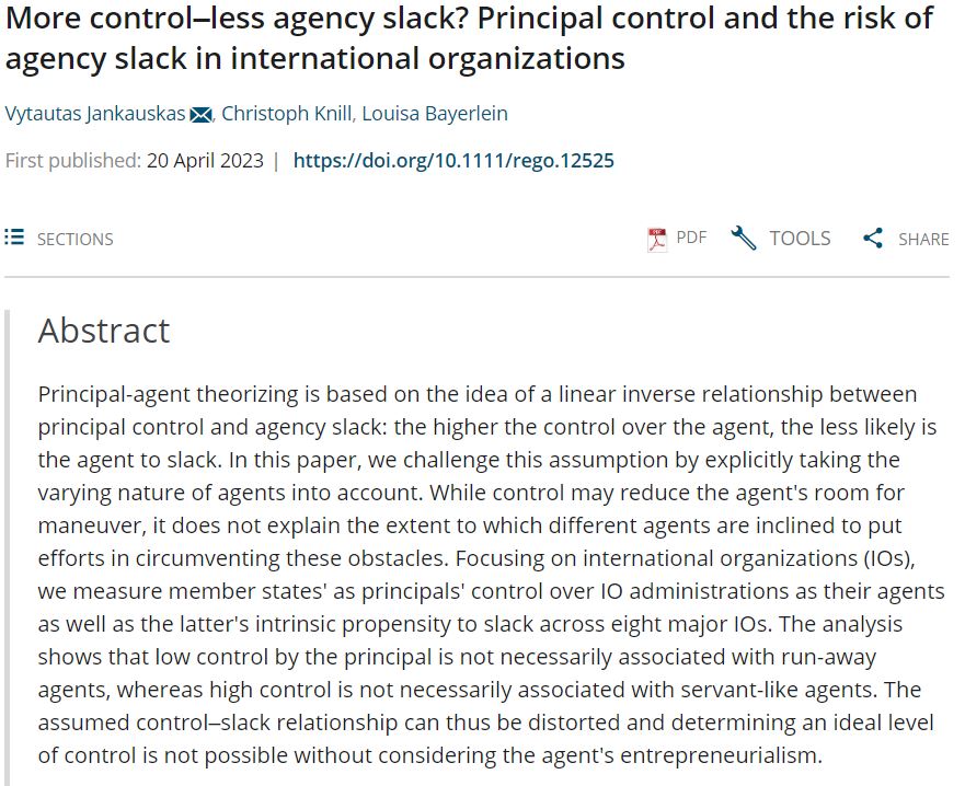 I am really glad to see our article published today by @RegGov_journal! Together with @christoph_knill and @louisabayerlein, we examine how to ensure obedient behaviour in international organizations. Control alone is not enough! doi.org/10.1111/rego.1…