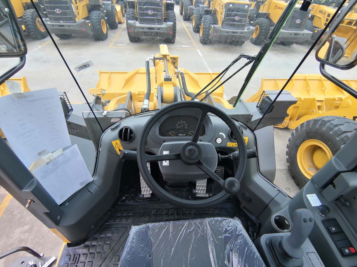 WynnWuu's tweet photo. SDLG L968F wheel loader ready to shipπ₯°
#loader #wheelloader #sdlg #sdlgloader #construction #constructionmachinery #chargers #frontloader #frontendloader #constructionequipment #heavyequipment #heavyloader https://t.co/38Nv8AA8oC