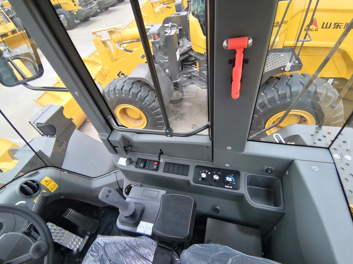 WynnWuu's tweet photo. SDLG L968F wheel loader ready to shipπ₯°
#loader #wheelloader #sdlg #sdlgloader #construction #constructionmachinery #chargers #frontloader #frontendloader #constructionequipment #heavyequipment #heavyloader https://t.co/38Nv8AA8oC