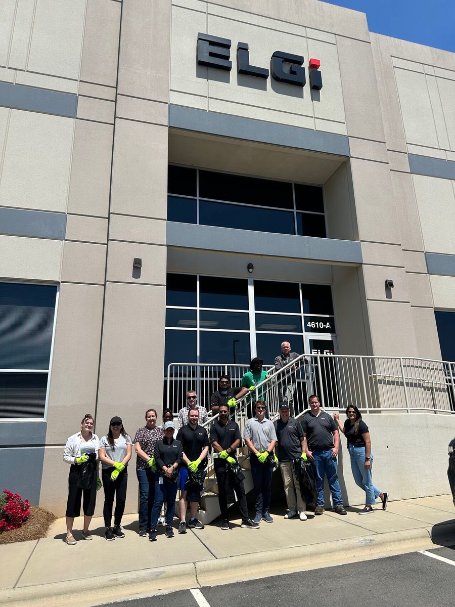ELGiAir's tweet photo. We are proud of our staff members in North America who took the initiative to actively clean up the industrial park. Thank you for inspiring us all with your #StepsForChange.
Let us get together on Earth Day to pledge to lessen our carbon footprint on Mother Nature.
#earthday https://t.co/XFRBWmggTv