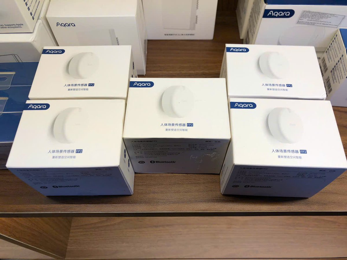 Aqara Presence Sensor FP2 now is available on smarthomekit.vn/san-pham/aqara…
+it can detect 3-4 person
+it can also detect if your lying in the bed, sitting and standing (only works if sensor is installed at the wall)
better region based automation
#aqarahome #applehomekit