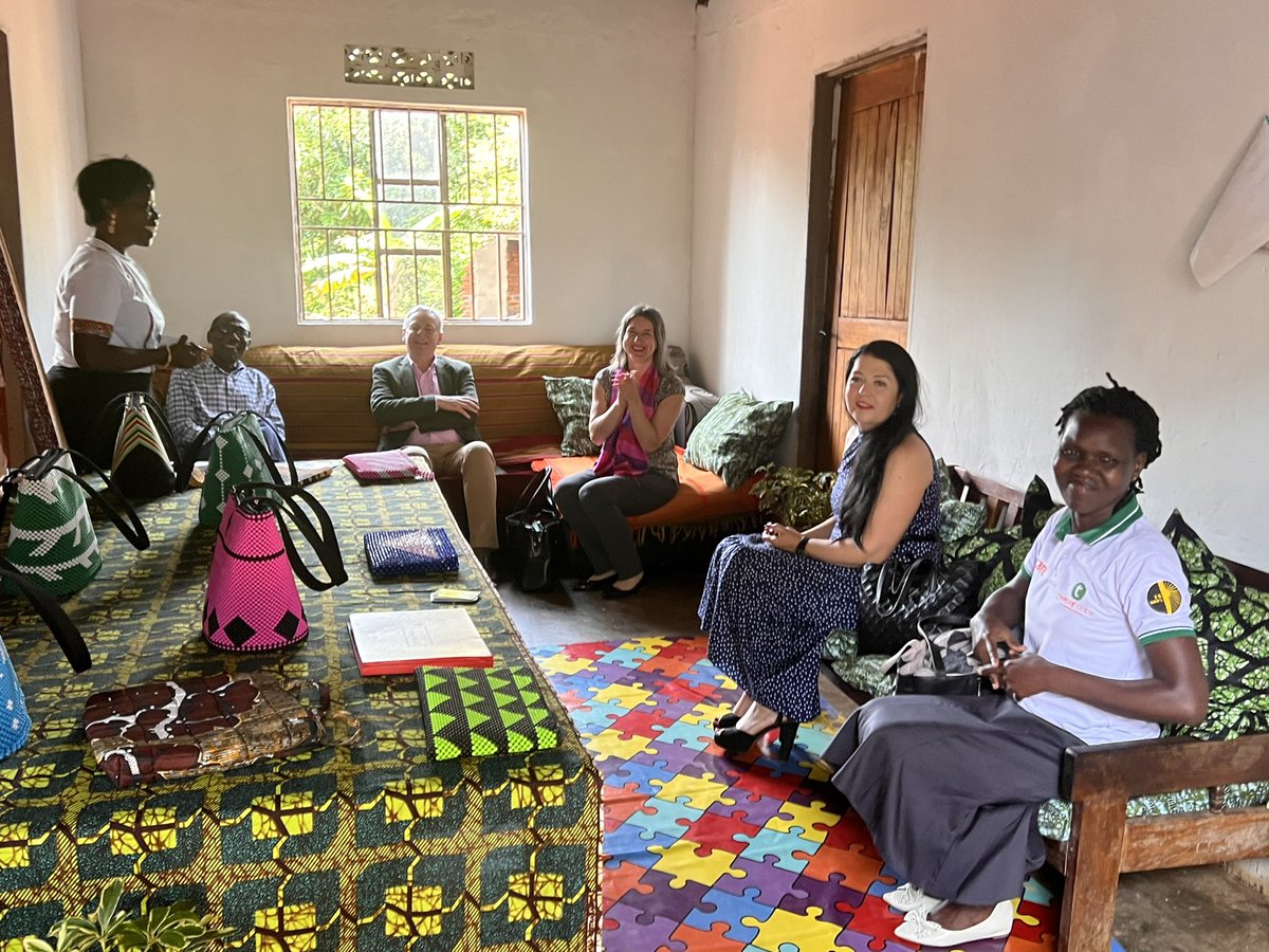 CAREUganda's tweet photo. Still about the @AustrianDev MD Dr Friedrich Stift visit meeting some of the participants who have been empowered through skills development under the #WAYREP project https://t.co/FtCs1Bymyr @gabazira @CAREGlobal https://t.co/5k1KCVS6Eg