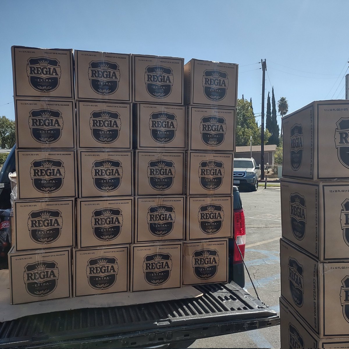 HumildadRodas's tweet image. También #bloqueadas #Regia la cerveza de los #hondureños