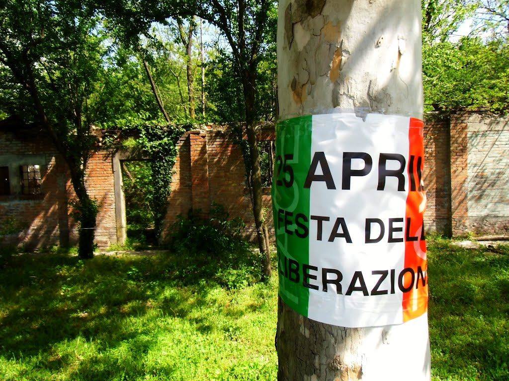 25 Aprile 2023 - 78° Anniversario della Liberazione d’Italia

Vi aspettiamo a Carpi per questa giornata ricca di iniziative 👉 utda.it/25aprile

#25aprile #Carpi