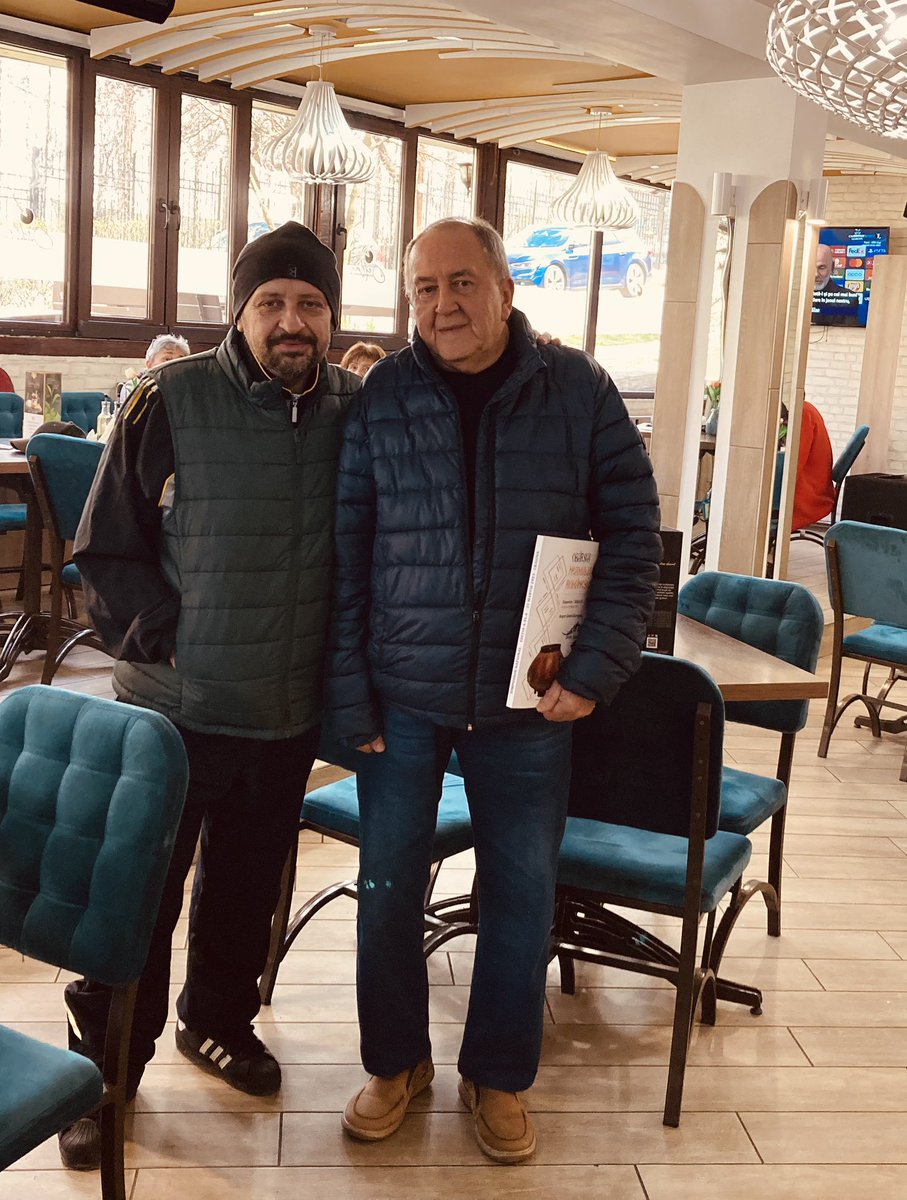 EuropeGenesys's tweet photo. Povestea multimilenară a rombului înglobează #ValeaJiului și o scoate din întunericul mineritului ♦ https://t.co/SLkBCBnHjh ♦ https://t.co/T22gxNBc2n ♦#NFT #MultiversX #Brâncuși #ConstantinBrâncuși #ColoanaInfinitului #ObârșiaNeamului♦ https://t.co/jOTI3FUhp8