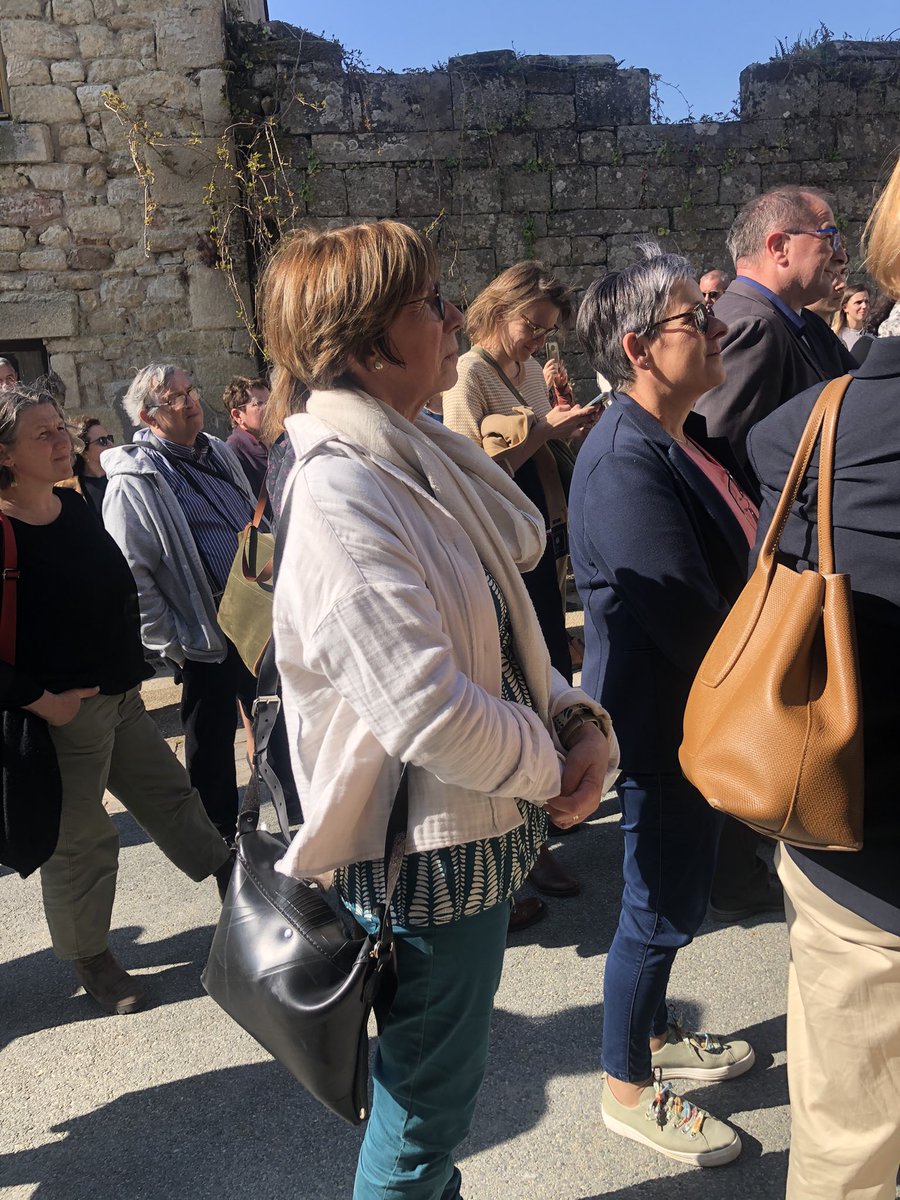 Plaisir d’être avec @AnneBorry et @PYRichard au #Juch près du #maire @PatrickTANGUY pour Représenter @BRUDED_ a l’inauguration « Petites Victoires » présidée par @MelanieAuffret et @LoigCG @FORTINLhour @regionbretagne #sénateurs29 @finistere_29 @JPoitevin @GillesMounier