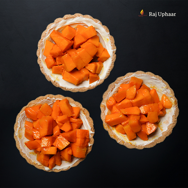 RajUphaar's tweet photo. Mangoes hold a special place in our h̶e̶a̶r̶t̶ tart and there are no two ways about it.
Shop Mango tart till our favourite mango season lasts! This exclusive dessert is made available for people in Mumbai only
To place an order for Mango Tart, kindly WhatsApp us on +91 8469099880 https://t.co/hd8fFfxrh5