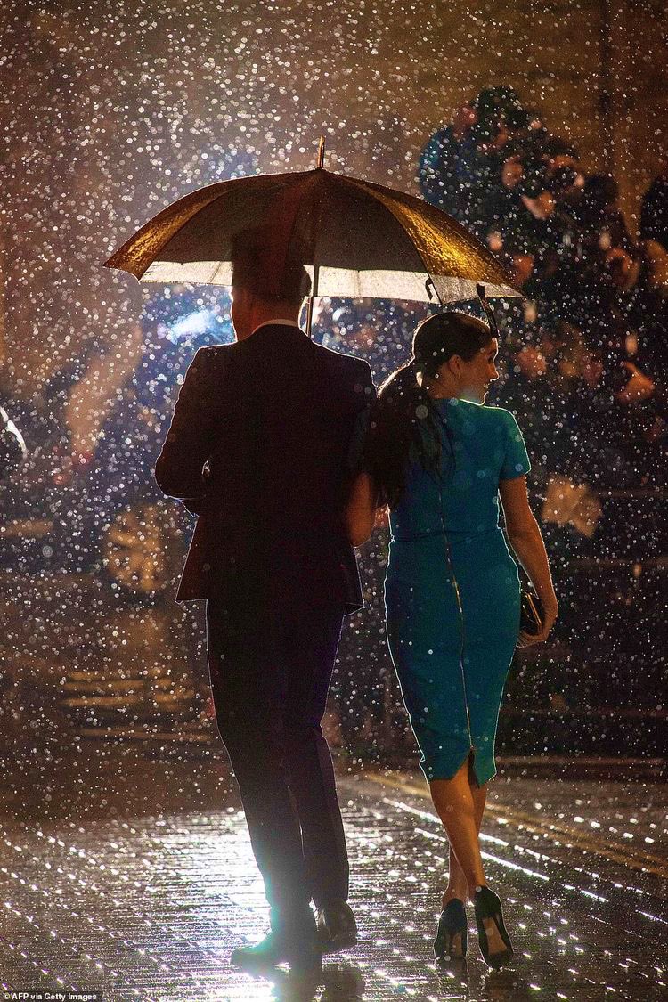 HarryThriving's tweet photo. Made for each other.  Magnificent and Magnetic #HarryandMeghan https://t.co/NcWCWkKUg2