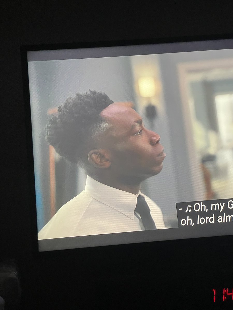 Twosifix's tweet photo. Carlton head look like a tombstone 🪦😭
#BelAir #Carlton #FYP #ForYouPage https://t.co/rJvot3am87