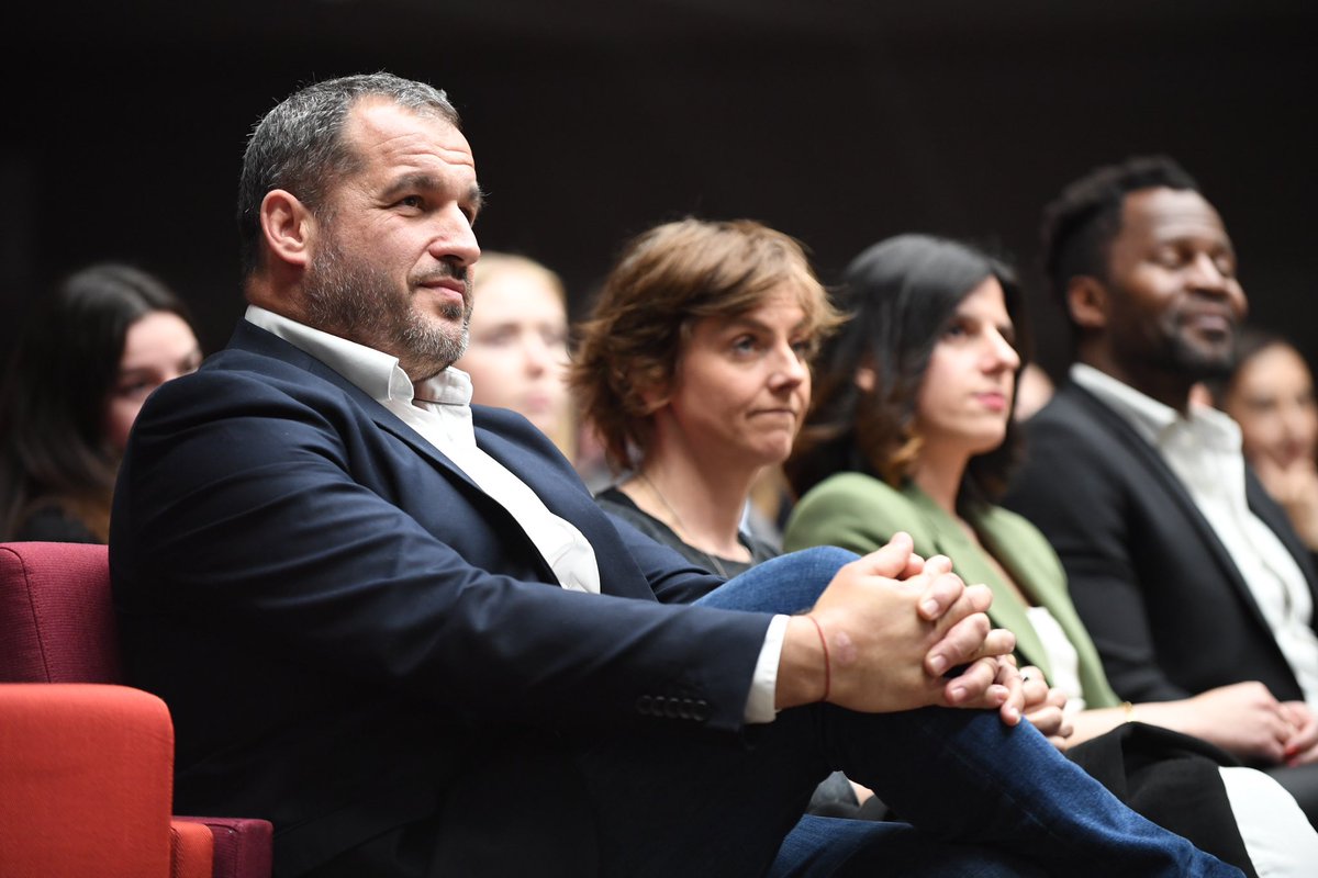 CharlotteCaubel's tweet photo. Libérer la parole sur les violences sexuelles faites aux enfants: un objectif que @Sboueilh et l’équipe du film Le Colosse aux pieds d’argile ont traduit dans leur œuvre. Participons à faire reconnaître ces violences et à permettre une société plus bienveillante pour nos enfants. https://t.co/B4eyKaSYC5