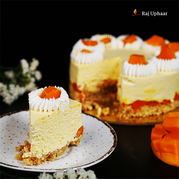 RajUphaar's tweet photo. When you blend the unanimously loved fruit of this season along with cheesecake it ought to be heavenly!

Delve into our mango cheesecake, it is here to be your favourite dessert.

Ping us on whatsapp to place an order : +91 8469099880
We’re delivering this in Mumbai only. https://t.co/cLNScPbmrI