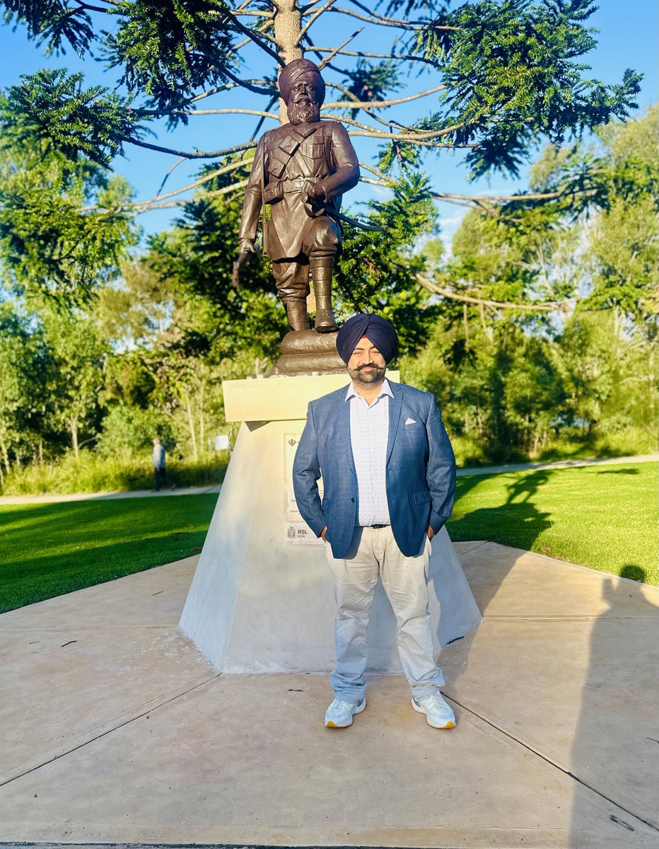 0183Indy's tweet photo. #bohemia
#50bworldwide

ਪਾਪ

ਸਸਤਾ ਲੱਗਦਾ ਪਾਪ,
ਖ਼ਰੀਦਣ ਲੱਗੇ ਨੂੰ,
ਕਿਸ਼ਤਾਂ ਬੰਨ੍ਹ ਕੇ ਬਦਲਾ ਲੈਂਦਾ,
ਕਰਮਾਂ ਵਾਲਾ ਬੈਲ਼,
ਉਮਰਾਂ ਦੇ ਆ ਦਾਗ਼,
ਲਗੇਂਦੇ ਝੱਗੇ ਨੂੰ।
#mahuana https://t.co/gH44tbshdq