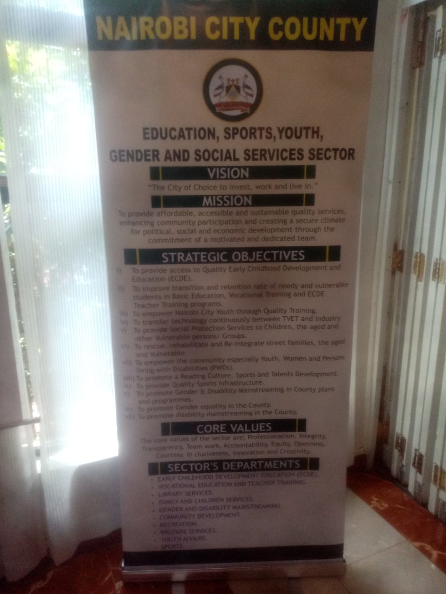 gift_onyango's tweet photo. Vijana 2GBonge 👊🏾👊🏾
@USAIDKenya @WorldVisionKE @YouthAliveKenya @nzumariafrica @hope2shine @SheLeadsKenya @TheLukeHotel @NairobiCityGov #tujibonge #EidUlFitr #vavi https://t.co/2aQZCXSvQU