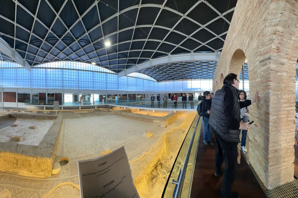 YoungForesters's tweet image. 📍 First stop @vrolmeda 

#SMARTGlobalEcosystems #somosIUFOR #SoyForestal #AI