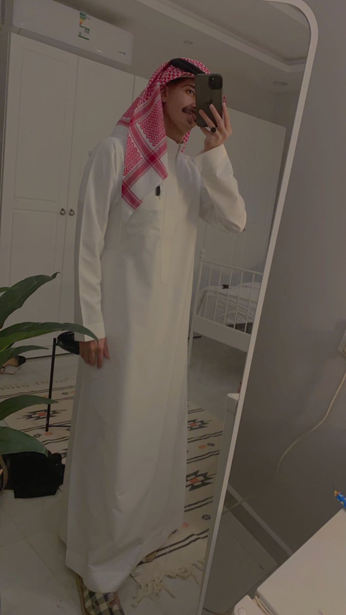 كل عام و أنتم بخير وصحة وعافية ، والله يجعل عيدكم فرحة بأعمال قُبلت ، وذنوب مُحيت ، ودرجات رُفعت♥️.