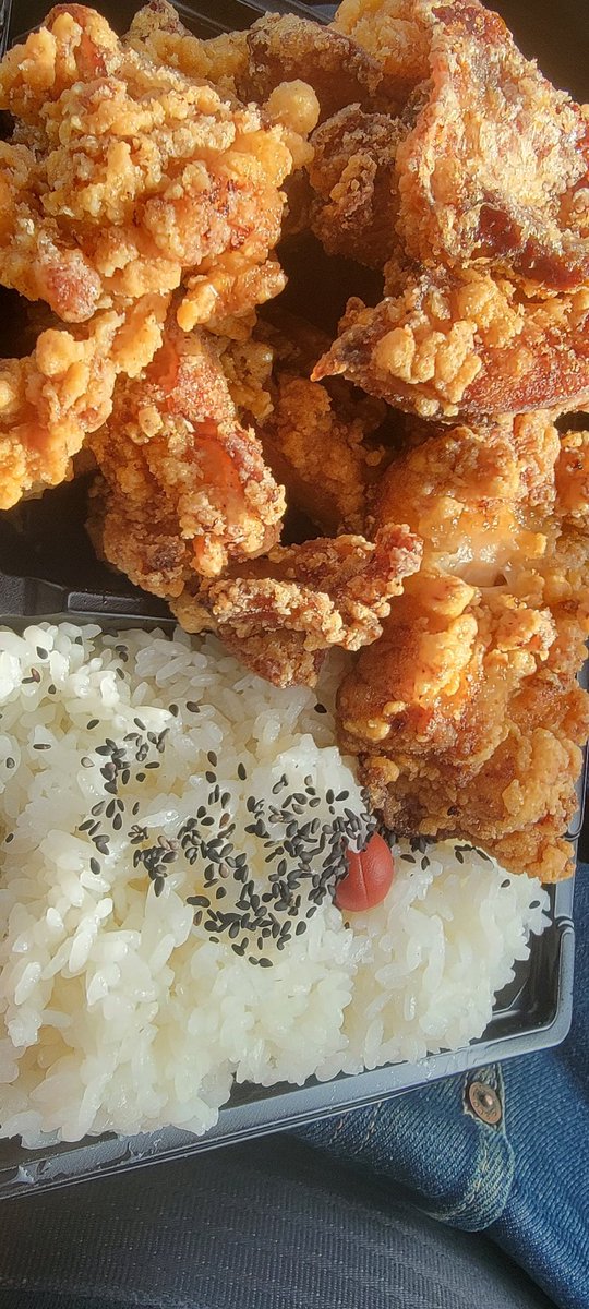 oboron0333's tweet photo. 行ってみたかった
三郷のBooststopのデカ盛り店❤
流石に鳥のまるごと弁当は勇気なかったけど
満足♥️

 #飯テロ
 #デカ盛り
 #Booststop https://t.co/XyPRQ3O41F