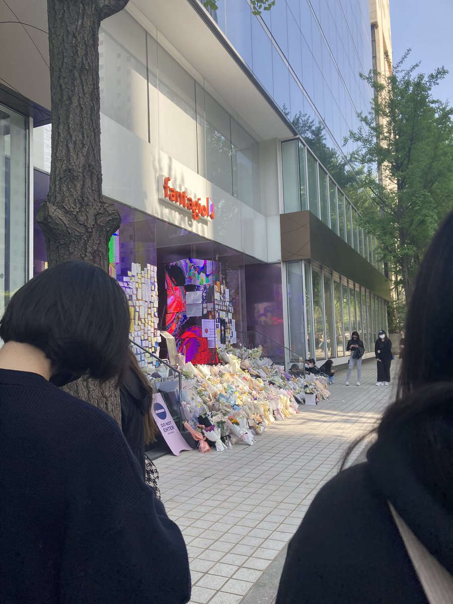 어키 • okky tweet media