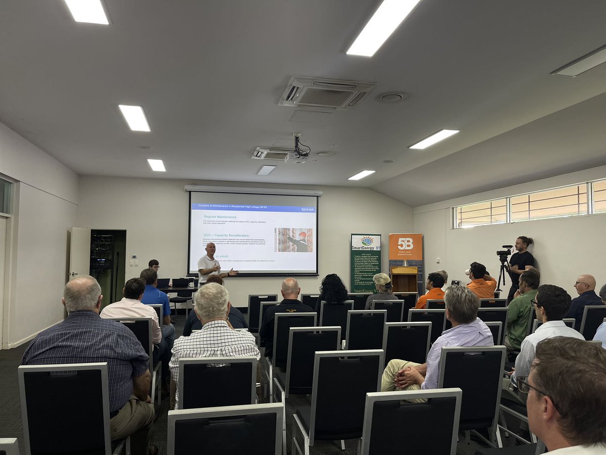sofarsolaraus's tweet photo. That wraps up another busy week out on the road for the SOFAR team!

We love getting out and supporting our customers where they are, nothing beats the chance to sit down face to face and talk.

If you would like a visit just get in touch.
https://t.co/ym2KzyupZY https://t.co/wkzJUMugbl
