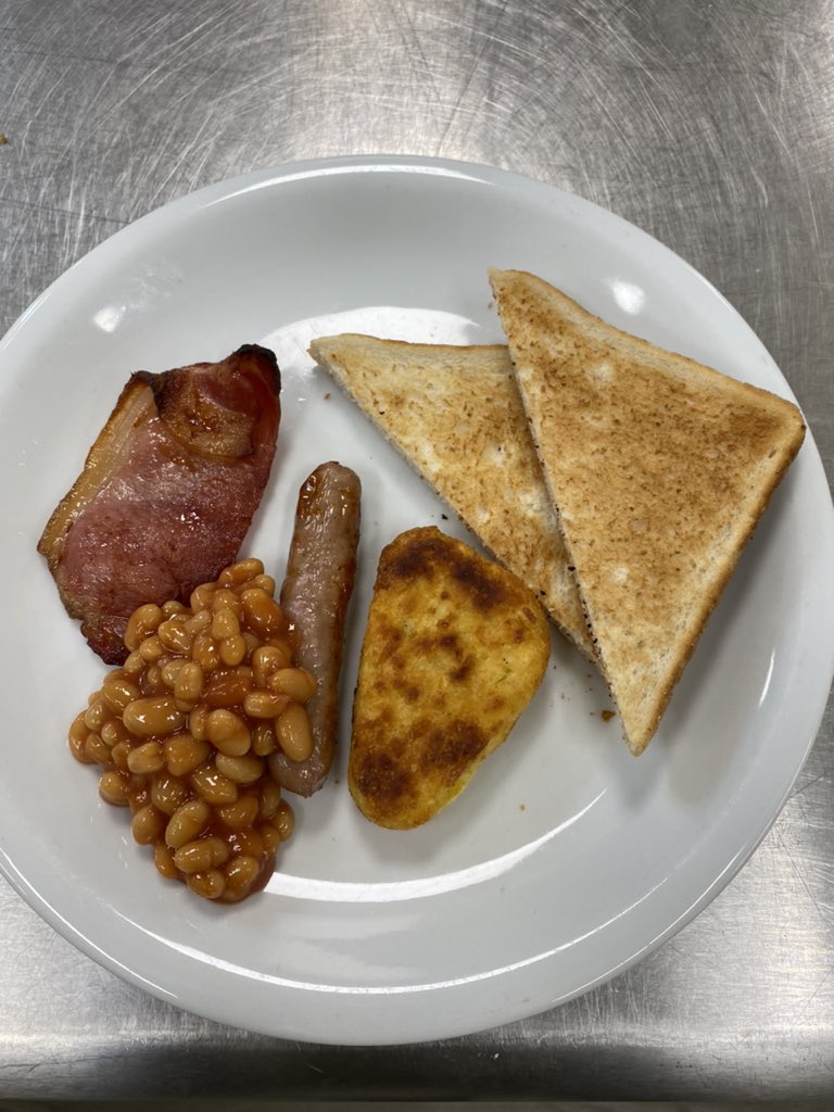 BeethamSchool's tweet photo. A big, hearty breakfast before we set off for another fun-filled day in the sun @borwickhall @LancsOutdoorEd https://t.co/VVUpzPhDur