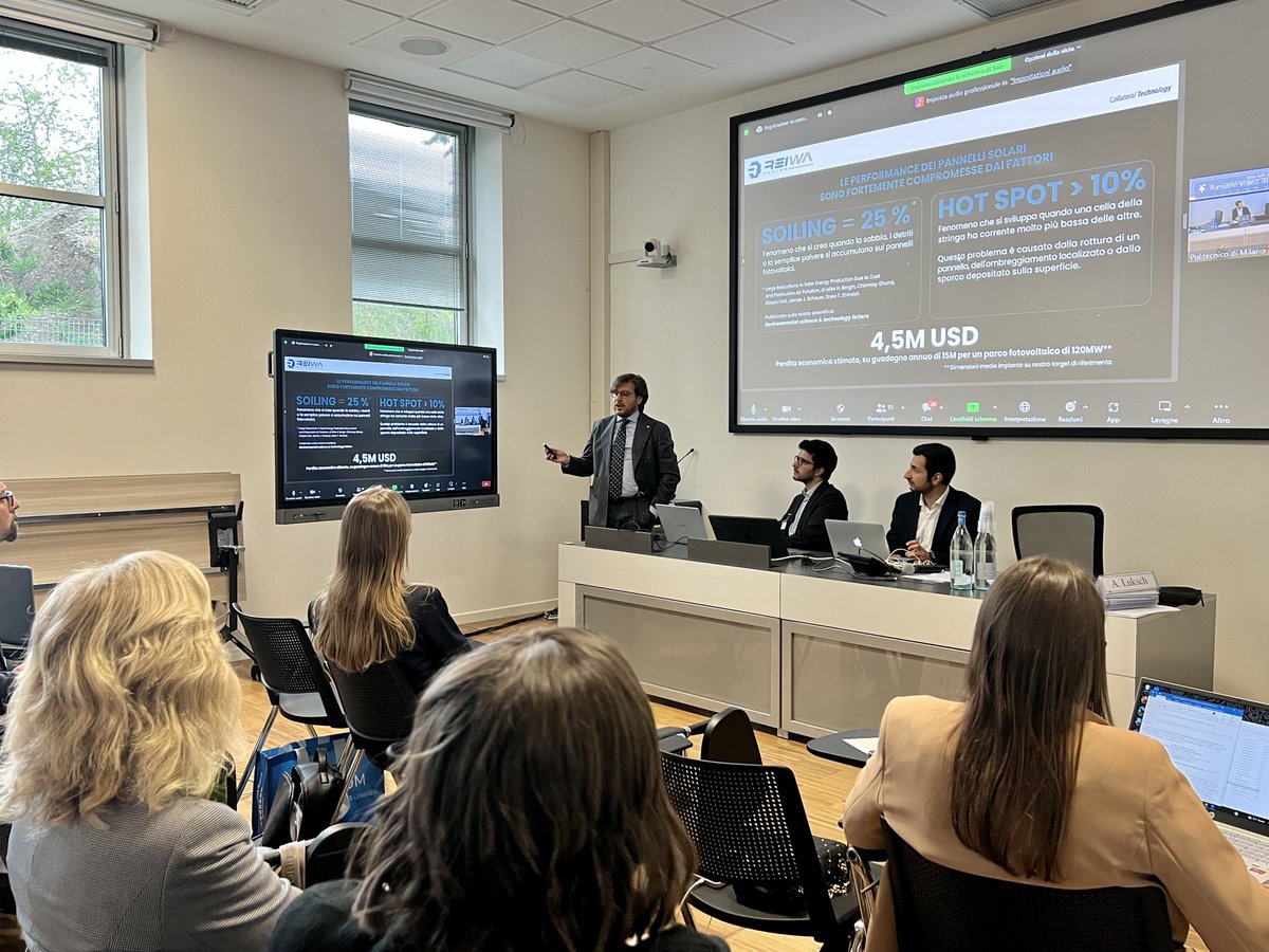 “Questa è la tipica innovazione che mostra il genio italiano”.

La presentazione di SandStorm al <a href="/polimi/">Politecnico di Milano</a>, davanti a una platea di innovation manager di grandi aziende italiane, è stata accolta con l’entusiasmo di queste parole.