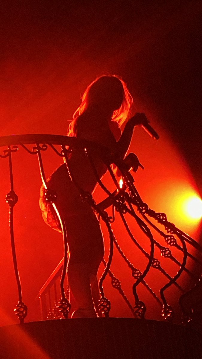 this fucking photo i took of her, unreal  #EICSLosAngeles