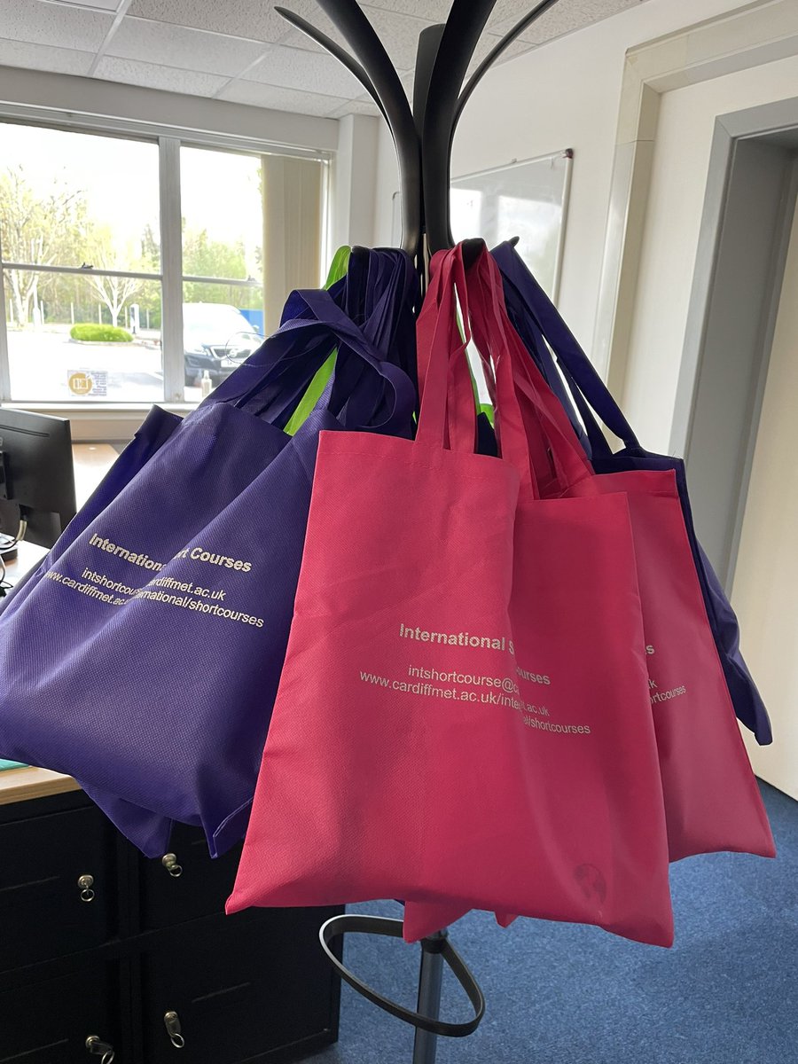 RowenaA's tweet photo. It’s been a busy morning for team @CMetGlobalOpps, preparing welcome packs for next weeks Global Opps/CST International Week 😊 #cardiffmet #internationalweek #europeanpartners #globalopps https://t.co/S4KHar8GPY
