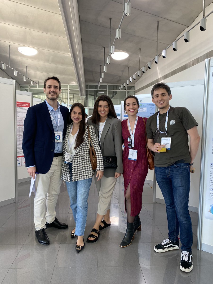 Nuestro equipo presentando sus innovadores trabajos y resultados sobre diabetes gestacional, enfermedad por hígado graso asociado a la disfunción metabólica en pacientes con DM2 y diabetes relacionada con la fibrosis quística. #SED2023 #unidaddeDiabetes #HULP #endocrinoHULP